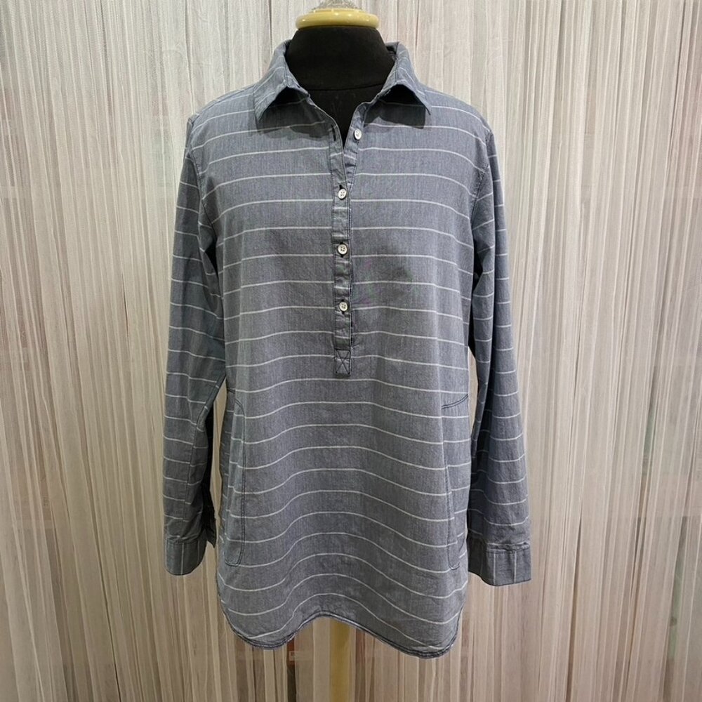 Columbia Women's Half Button Down Blue w/White Stripes Size Large 100% Cotton